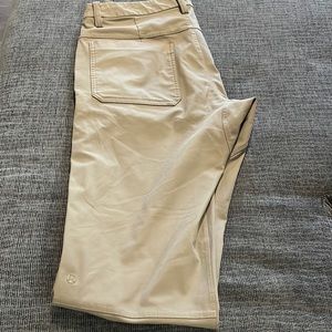 Lululemon ABC pant. Classic fit. Warpstreme. 34 W x 34 L